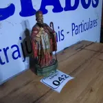 LOTE 042 - 01 IMAGEM DE SANTO SÉCULO XIX MADEIRA. (NO ESTADO)