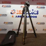 LOTE 148 - 01 TRIPÉ PARA CÂMERA MARCA TOMATE MTG-3016. (NO ESTADO) ATENÇÃO! FAZER A VISITAÇÃO ANTES DE ARREMATAR, NÃO SABEMOS SE FUNCIONA. LEILÃO NÃO TEM GARANTIA E NEM DEVOLUÇÃO, SUJEITO A POSSÍVEIS AVARIAS VISÍVEIS/OCULTAS E/OU AUSÊNCIA DE COMPONENTES.
