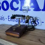 LOTE 005 - 01TELEFONE DE MESA DIAL 5. (NO ESTADO)