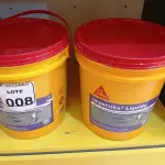 LOTE 008 - 02 BALDES DE IMPERSIKA LÍQUIDO ADITIVO IMPERMEABILIZANTE E PLASTIFICANTE PARA REBOCO E ARGAMASSA DE 18L CADA. (NO ESTADO) ATENÇÃO! FAZER A VISITAÇÃO ANTES DE ARREMATAR, NÃO SABEMOS SE FUNCIONA. LEILÃO NÃO TEM GARANTIA E NEM DEVOLUÇÃO, SUJEITO A POSSÍVEIS AVARIAS VISÍVEIS/OCULTAS E/OU AUSÊNCIA DE COMPONENTES.