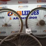 LOTE 130 - 03 AROS P BICICLETA SENDO 02 COM O PNEU. (NO ESTADO) ATENÇÃO! FAZER A VISITAÇÃO ANTES DE ARREMATAR, NÃO SABEMOS SE FUNCIONA. LEILÃO NÃO TEM GARANTIA E NEM DEVOLUÇÃO, SUJEITO A POSSÍVEIS AVARIAS VISÍVEIS/OCULTAS E/OU AUSÊNCIA DE COMPONENTES.
