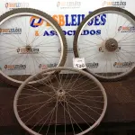 LOTE 130 - 03 AROS P BICICLETA SENDO 02 COM O PNEU. (NO ESTADO) ATENÇÃO! FAZER A VISITAÇÃO ANTES DE ARREMATAR, NÃO SABEMOS SE FUNCIONA. LEILÃO NÃO TEM GARANTIA E NEM DEVOLUÇÃO, SUJEITO A POSSÍVEIS AVARIAS VISÍVEIS/OCULTAS E/OU AUSÊNCIA DE COMPONENTES.
