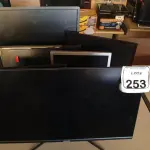 LOTE 253 - 10 MONITORES PARA RETIRADA DE PEÇA. (NO ESTADO) ATENÇÃO! FAZER A VISITAÇÃO ANTES DE ARREMATAR, NÃO SABEMOS SE FUNCIONA. LEILÃO NÃO TEM GARANTIA E NEM DEVOLUÇÃO, SUJEITO A POSSÍVEIS AVARIAS VISÍVEIS/OCULTAS E/OU AUSÊNCIA DE COMPONENTES.