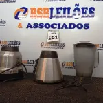 LOTE 051 - 02 BASES PARA LIQUIDIFICADORES E 01 COPO MARCAS E MODELOS DIVERSOS. (NO ESTADO) ATENÇÃO! FAZER A VISITAÇÃO ANTES DE ARREMATAR, NÃO SABEMOS SE FUNCIONA. LEILÃO NÃO TEM GARANTIA E NEM DEVOLUÇÃO, SUJEITO A POSSÍVEIS AVARIAS VISÍVEIS/OCULTAS E/OU AUSÊNCIA DE COMPONENTES.