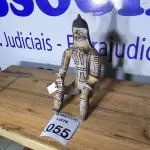 LOTE 055 - 01 BONECA RITXOKO KARAJA (NO ESTADO)