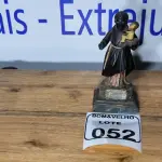 LOTE 052 - 01  IMAGEM DE SANTO SÉCULO XIX MADEIRA. (NO ESTADO)
