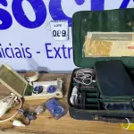 LOTE 089 - 01 KIT DETETIVE ANOS 60. (NO ESTADO)