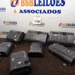LOTE 106 - 07 RELÓGIOS DE PONTO MARCAS E MODELOS DIVERSOS. (NO ESTADO) ATENÇÃO! FAZER A VISITAÇÃO ANTES DE ARREMATAR, NÃO SABEMOS SE FUNCIONA. LEILÃO NÃO TEM GARANTIA E NEM DEVOLUÇÃO, SUJEITO A POSSÍVEIS AVARIAS VISÍVEIS/OCULTAS E/OU AUSÊNCIA DE COMPONENTES.