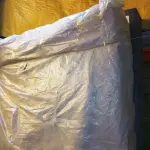LOTE 402 - 01 CAMA BOX DE CASAL. (NO ESTADO) ATENÇÃO! FAZER A VISITAÇÃO ANTES DE ARREMATAR, NÃO SABEMOS SE FUNCIONA. LEILÃO NÃO TEM GARANTIA E NEM DEVOLUÇÃO, SUJEITO A POSSÍVEIS AVARIAS VISÍVEIS/OCULTAS E/OU AUSÊNCIA DE COMPONENTES.