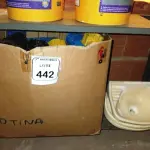 LOTE 442 - 02 LAVATÓRIOS DE PLÁSTICO E 01 LOTE C/ DIVERSAS CAIXAS DE LUZ DE FERRO E PLÁSTICO. (NO ESTADO) ATENÇÃO! FAZER A VISITAÇÃO ANTES DE ARREMATAR, NÃO SABEMOS SE FUNCIONA. LEILÃO NÃO TEM GARANTIA E NEM DEVOLUÇÃO, SUJEITO A POSSÍVEIS AVARIAS VISÍVEIS/OCULTAS E/OU AUSÊNCIA DE COMPONENTES.