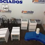 LOTE 240 - 01 ESCOVA PARA PISCINA E MATERIAIS DIVERSOS. (NO ESTADO) ATENÇÃO! FAZER A VISITAÇÃO ANTES DE ARREMATAR, NÃO SABEMOS SE FUNCIONA. LEILÃO NÃO TEM GARANTIA E NEM DEVOLUÇÃO, SUJEITO A POSSÍVEIS AVARIAS VISÍVEIS/OCULTAS E/OU AUSÊNCIA DE COMPONENTES.