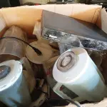 LOTE 174 - 01 ESPREMEDOR DE FRUTAS, 02 BASES DE LIQUIDIFICADORES, DIVERSOS COPOS DE LIQUIDIFICADORES, 01 APARELHO DVR PARA RETIRADA DE PEÇAS E 01 BASE PARA ESPREMEDOR DE FRUTAS. (NO ESTADO) ATENÇÃO! FAZER A VISITAÇÃO ANTES DE ARREMATAR, NÃO SABEMOS SE FUNCIONA. LEILÃO NÃO TEM GARANTIA E NEM DEVOLUÇÃO, SUJEITO A POSSÍVEIS AVARIAS VISÍVEIS/OCULTAS E/OU AUSÊNCIA DE COMPONENTES.