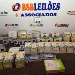 LOTE 316 - 01 LOTE COM DIVERSAS LÂMPADAS, PISCA-PISCAS E MATERIAIS DIVERSOS. (NO ESTADO) ATENÇÃO! FAZER A VISITAÇÃO ANTES DE ARREMATAR, NÃO SABEMOS SE FUNCIONA. LEILÃO NÃO TEM GARANTIA E NEM DEVOLUÇÃO, SUJEITO A POSSÍVEIS AVARIAS VISÍVEIS/OCULTAS E/OU AUSÊNCIA DE COMPONENTES.
