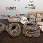 LOTE 325 - 01 LOTE COM MATERIAIS DIVERSOS. (NO ESTADO) ATENÇÃO! FAZER A VISITAÇÃO ANTES DE ARREMATAR, NÃO SABEMOS SE FUNCIONA. LEILÃO NÃO TEM GARANTIA E NEM DEVOLUÇÃO, SUJEITO A POSSÍVEIS AVARIAS VISÍVEIS/OCULTAS E/OU AUSÊNCIA DE COMPONENTES.