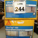 LOTE 244 - 02 CAIXAS DE SIKATOP-100. (NO ESTADO) ATENÇÃO! FAZER A VISITAÇÃO ANTES DE ARREMATAR, NÃO SABEMOS SE FUNCIONA. LEILÃO NÃO TEM GARANTIA E NEM DEVOLUÇÃO, SUJEITO A POSSÍVEIS AVARIAS VISÍVEIS/OCULTAS E/OU AUSÊNCIA DE COMPONENTES.