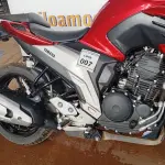 LOTE 007 - 01 MOTO YAMAHA/FZ25 FAZER; COR VERMELHA; ANO 2023. (NO ESTADO) (TODOS DOCUMENTOS 2024 PAGOS)