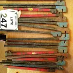 LOTE 247 - 18 DOBRADORES DE FERRO DIVERSOS. (NO ESTADO) ATENÇÃO! FAZER A VISITAÇÃO ANTES DE ARREMATAR, NÃO SABEMOS SE FUNCIONA. LEILÃO NÃO TEM GARANTIA E NEM DEVOLUÇÃO, SUJEITO A POSSÍVEIS AVARIAS VISÍVEIS/OCULTAS E/OU AUSÊNCIA DE COMPONENTES.