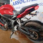 LOTE 008 - 01 MOTO HONDA/CBR 650R; COR VERMELHA; ANO 2022. (NO ESTADO) (TODOS DOCUMENTOS 2024 PAGOS)