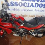 LOTE 009 - 01 MOTO DUCATI/MTS 1200; COR VERMELHA; ANO 2015. (TODOS DOCUMENTOS 2024 PAGOS)