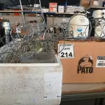 LOTE 214 - 1 LOTE COM DIVERSOS SUPORTES DE COZINHA EM METAL. (NO ESTADO) ATENÇÃO! FAZER A VISITAÇÃO ANTES DE ARREMATAR, NÃO SABEMOS SE FUNCIONA. LEILÃO NÃO TEM GARANTIA E NEM DEVOLUÇÃO, SUJEITO A POSSÍVEIS AVARIAS VISÍVEIS/OCULTAS E/OU AUSÊNCIA DE COMPONENTES.