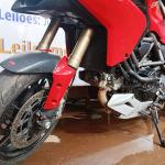 LOTE 009 - 01 MOTO DUCATI/MTS 1200; COR VERMELHA; ANO 2015. (TODOS DOCUMENTOS 2024 PAGOS)