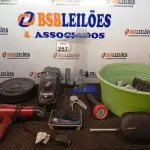 LOTE 257 - 01 LOTE COM MATERIAIS DIVERSOS. (NO ESTADO) ATENÇÃO! FAZER A VISITAÇÃO ANTES DE ARREMATAR, NÃO SABEMOS SE FUNCIONA. LEILÃO NÃO TEM GARANTIA E NEM DEVOLUÇÃO, SUJEITO A POSSÍVEIS AVARIAS VISÍVEIS/OCULTAS E/OU AUSÊNCIA DE COMPONENTES.