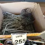 LOTE 255 - 01 LOTE COM GRANDE QUANTIDADE DE MATERIAIS DIVERSOS. (NO ESTADO) ATENÇÃO! FAZER A VISITAÇÃO ANTES DE ARREMATAR, NÃO SABEMOS SE FUNCIONA. LEILÃO NÃO TEM GARANTIA E NEM DEVOLUÇÃO, SUJEITO A POSSÍVEIS AVARIAS VISÍVEIS/OCULTAS E/OU AUSÊNCIA DE COMPONENTES.