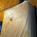 LOTE 403 - 01 CAMA BOX SOLTEIRÃO. (NO ESTADO) ATENÇÃO! FAZER A VISITAÇÃO ANTES DE ARREMATAR, NÃO SABEMOS SE FUNCIONA. LEILÃO NÃO TEM GARANTIA E NEM DEVOLUÇÃO, SUJEITO A POSSÍVEIS AVARIAS VISÍVEIS/OCULTAS E/OU AUSÊNCIA DE COMPONENTES.