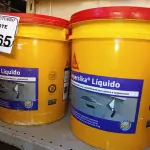 LOTE 165 - 02 BALDES DE IMPERSIKA LIQUIDO ADITIVO IMPERMEABILIZANTE E PLASTIFICANTE P REBOCO E ARGAMASSA DE 18L CADA. (NO ESTADO) ATENÇÃO! FAZER A VISITAÇÃO ANTES DE ARREMATAR, NÃO SABEMOS SE FUNCIONA. LEILÃO NÃO TEM GARANTIA E NEM DEVOLUÇÃO, SUJEITO A POSSÍVEIS AVARIAS VISÍVEIS/OCULTAS E/OU AUSÊNCIA DE COMPONENTES.