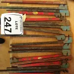 LOTE 247 - 18 DOBRADORES DE FERRO DIVERSOS. (NO ESTADO) ATENÇÃO! FAZER A VISITAÇÃO ANTES DE ARREMATAR, NÃO SABEMOS SE FUNCIONA. LEILÃO NÃO TEM GARANTIA E NEM DEVOLUÇÃO, SUJEITO A POSSÍVEIS AVARIAS VISÍVEIS/OCULTAS E/OU AUSÊNCIA DE COMPONENTES.