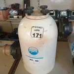 LOTE 171 - 01 FILTRO PARA PISCINA EPEX. (NO ESTADO) ATENÇÃO! FAZER A VISITAÇÃO ANTES DE ARREMATAR, NÃO SABEMOS SE FUNCIONA. LEILÃO NÃO TEM GARANTIA E NEM DEVOLUÇÃO, SUJEITO A POSSÍVEIS AVARIAS VISÍVEIS/OCULTAS E/OU AUSÊNCIA DE COMPONENTES.