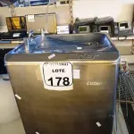 LOTE 178 - 01 BEBEDOURO DE PAREDE EM INOX MARCA LÍDER. (NO ESTADO) ATENÇÃO! FAZER A VISITAÇÃO ANTES DE ARREMATAR, NÃO SABEMOS SE FUNCIONA. LEILÃO NÃO TEM GARANTIA E NEM DEVOLUÇÃO, SUJEITO A POSSÍVEIS AVARIAS VISÍVEIS/OCULTAS E/OU AUSÊNCIA DE COMPONENTES.