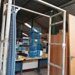 LOTE 279 - 01 EXPOSITOR DE FERRO. (NO ESTADO) ATENÇÃO! FAZER A VISITAÇÃO ANTES DE ARREMATAR, NÃO SABEMOS SE FUNCIONA. LEILÃO NÃO TEM GARANTIA E NEM DEVOLUÇÃO, SUJEITO A POSSÍVEIS AVARIAS VISÍVEIS/OCULTAS E/OU AUSÊNCIA DE COMPONENTES.