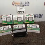 LOTE 321 - 06 REFLETORES 30W MARCA TASCHIBRA. (NO ESTADO) ATENÇÃO! FAZER A VISITAÇÃO ANTES DE ARREMATAR, NÃO SABEMOS SE FUNCIONA. LEILÃO NÃO TEM GARANTIA E NEM DEVOLUÇÃO, SUJEITO A POSSÍVEIS AVARIAS VISÍVEIS/OCULTAS E/OU AUSÊNCIA DE COMPONENTES.
