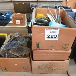 LOTE 223 - 01 LOTE COM GRANDE QUANTIDADE DE MATERIAIS ELÉTRICOS. (NO ESTADO) ATENÇÃO! FAZER A VISITAÇÃO ANTES DE ARREMATAR, NÃO SABEMOS SE FUNCIONA. LEILÃO NÃO TEM GARANTIA E NEM DEVOLUÇÃO, SUJEITO A POSSÍVEIS AVARIAS VISÍVEIS/OCULTAS E/OU AUSÊNCIA DE COMPONENTES.