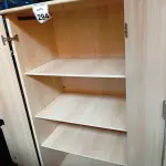 LOTE 294 - 01 ARMÁRIO PARA ESCRITÓRIO DE 02 PORTAS. (NO ESTADO) ATENÇÃO! FAZER A VISITAÇÃO ANTES DE ARREMATAR, NÃO SABEMOS SE FUNCIONA. LEILÃO NÃO TEM GARANTIA E NEM DEVOLUÇÃO, SUJEITO A POSSÍVEIS AVARIAS VISÍVEIS/OCULTAS E/OU AUSÊNCIA DE COMPONENTES.