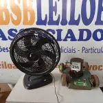 LOTE 256 - 01 SUCATA DE MÁQUINA P/CORTAR GRAMA MARCA TRAPP E 01 VENTILADOR. (NO ESTADO) ATENÇÃO! FAZER A VISITAÇÃO ANTES DE ARREMATAR, NÃO SABEMOS SE FUNCIONA. LEILÃO NÃO TEM GARANTIA E NEM DEVOLUÇÃO, SUJEITO A POSSÍVEIS AVARIAS VISÍVEIS/OCULTAS E/OU AUSÊNCIA DE COMPONENTES.