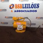 LOTE 104 - 01 MOTOR ELÉTRICO MARCA VIPART 220V C/AVARIAS. (NO ESTADO) ATENÇÃO! FAZER A VISITAÇÃO ANTES DE ARREMATAR, NÃO SABEMOS SE FUNCIONA. LEILÃO NÃO TEM GARANTIA E NEM DEVOLUÇÃO, SUJEITO A POSSÍVEIS AVARIAS VISÍVEIS/OCULTAS E/OU AUSÊNCIA DE COMPONENTES.