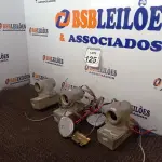 LOTE 125 - 03 AQUECEDORES PARA BANHEIRA. (NO ESTADO) ATENÇÃO! FAZER A VISITAÇÃO ANTES DE ARREMATAR, NÃO SABEMOS SE FUNCIONA. LEILÃO NÃO TEM GARANTIA E NEM DEVOLUÇÃO, SUJEITO A POSSÍVEIS AVARIAS VISÍVEIS/OCULTAS E/OU AUSÊNCIA DE COMPONENTES.