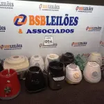 LOTE 094 - 01 LOTE C/DIVERSAS BASES DE LIQUIDIFICADORES MARCAS E MODELOS DIVERSOS. (NO ESTADO) ATENÇÃO! FAZER A VISITAÇÃO ANTES DE ARREMATAR, NÃO SABEMOS SE FUNCIONA. LEILÃO NÃO TEM GARANTIA E NEM DEVOLUÇÃO, SUJEITO A POSSÍVEIS AVARIAS VISÍVEIS/OCULTAS E/OU AUSÊNCIA DE COMPONENTES.