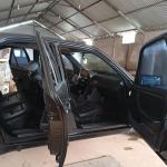 LOTE 012 - 01 MERCEDEZ BENZ/C-180 A GASOLINA; ANO 1996; NA COR PRETA.(NO ESTADO)
