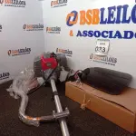 LOTE 033 - 01 ROÇADEIRA MARCA BRANCO MODELO BR43 (NOVA). (NO ESTADO) ATENÇÃO! FAZER A VISITAÇÃO ANTES DE ARREMATAR, NÃO SABEMOS SE FUNCIONA. LEILÃO NÃO TEM GARANTIA E NEM DEVOLUÇÃO, SUJEITO A POSSÍVEIS AVARIAS VISÍVEIS/OCULTAS E/OU AUSÊNCIA DE COMPONENTES.