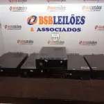 LOTE 111 - 05 CPU’S MARCAS E MODELOS DIVERSOS. (NO ESTADO) ATENÇÃO! FAZER A VISITAÇÃO ANTES DE ARREMATAR, NÃO SABEMOS SE FUNCIONA. LEILÃO NÃO TEM GARANTIA E NEM DEVOLUÇÃO, SUJEITO A POSSÍVEIS AVARIAS VISÍVEIS/OCULTAS E/OU AUSÊNCIA DE COMPONENTES.