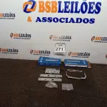 LOTE 271 - 02 FECHADURAS POPLINE ALAVANCA CR SOPRANO (NO ESTADO) ATENÇÃO! FAZER A VISITAÇÃO ANTES DE ARREMATAR, NÃO SABEMOS SE FUNCIONA. LEILÃO NÃO TEM GARANTIA E NEM DEVOLUÇÃO, SUJEITO A POSSÍVEIS AVARIAS VISÍVEIS/OCULTAS E/OU AUSÊNCIA DE COMPONENTES.