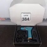 LOTE 384 - 01 PISTOLA MASSAGEADORA 25W. (NOVO) (NO ESTADO) ATENÇÃO! FAZER A VISITAÇÃO ANTES DE ARREMATAR, NÃO SABEMOS SE FUNCIONA. LEILÃO NÃO TEM GARANTIA E NEM DEVOLUÇÃO, SUJEITO A POSSÍVEIS AVARIAS VISÍVEIS/OCULTAS E/OU AUSÊNCIA DE COMPONENTES.