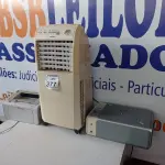LOTE 377 - 01 CLIMATIZADOR PORTÁTIL MARCA GREE E 02 IMPRESSORAS MARCA HP. (NO ESTADO) ATENÇÃO! FAZER A VISITAÇÃO ANTES DE ARREMATAR, NÃO SABEMOS SE FUNCIONA. LEILÃO NÃO TEM GARANTIA E NEM DEVOLUÇÃO, SUJEITO A POSSÍVEIS AVARIAS VISÍVEIS/OCULTAS E/OU AUSÊNCIA DE COMPONENTES.