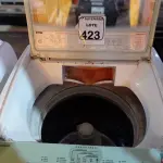 LOTE 423 - 01 MÁQUINA DE LAVAR MARCA BRASTEMP 08KG. (NO ESTADO) ATENÇÃO! FAZER A VISITAÇÃO ANTES DE ARREMATAR, NÃO SABEMOS SE FUNCIONA. LEILÃO NÃO TEM GARANTIA E NEM DEVOLUÇÃO, SUJEITO A POSSÍVEIS AVARIAS VISÍVEIS/OCULTAS E/OU AUSÊNCIA DE COMPONENTES.