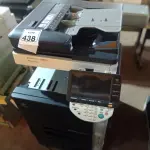 LOTE 438 - 01 COPIADORA MULTIFUNCIONAL MARCA BIZHUB MODELO C552DS. (NO ESTADO) ATENÇÃO! FAZER A VISITAÇÃO ANTES DE ARREMATAR, NÃO SABEMOS SE FUNCIONA. LEILÃO NÃO TEM GARANTIA E NEM DEVOLUÇÃO, SUJEITO A POSSÍVEIS AVARIAS VISÍVEIS/OCULTAS E/OU AUSÊNCIA DE COMPONENTES.