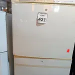 LOTE 421 - 01 GELADEIRA MARCA BOSCH P/RETIRADA DE PEÇAS. (NO ESTADO) ATENÇÃO! FAZER A VISITAÇÃO ANTES DE ARREMATAR, NÃO SABEMOS SE FUNCIONA. LEILÃO NÃO TEM GARANTIA E NEM DEVOLUÇÃO, SUJEITO A POSSÍVEIS AVARIAS VISÍVEIS/OCULTAS E/OU AUSÊNCIA DE COMPONENTES.