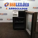 LOTE 280 - 01 ADEGA TOCAVE. (NO ESTADO) ATENÇÃO! FAZER A VISITAÇÃO ANTES DE ARREMATAR, NÃO SABEMOS SE FUNCIONA. LEILÃO NÃO TEM GARANTIA E NEM DEVOLUÇÃO, SUJEITO A POSSÍVEIS AVARIAS VISÍVEIS/OCULTAS E/OU AUSÊNCIA DE COMPONENTES.